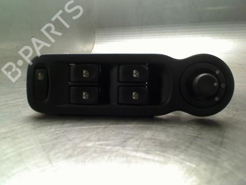 Schalter für Schalter RENAULT MODUS / GRAND MODUS (F/JP0_) 1.6 (JP03, JP0B, JP0U, JP0Y, JP1G) (112 hp) 34689359 34689359