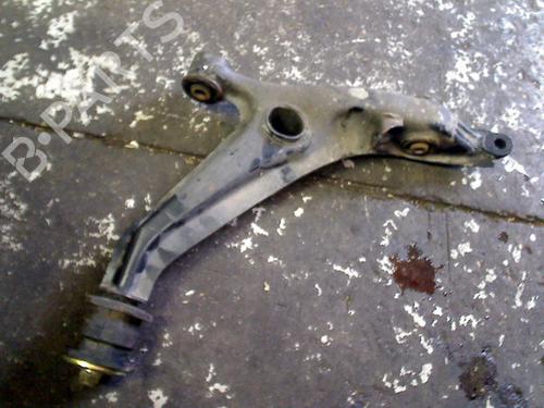 Højre fortil bærearm Højre fortil bærearm HONDA CIVIC VI Hatchback (EJ, EK) 1.4 i (EJ9) (75 hp) 34665500 34665500