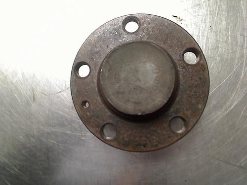 Used Right rear steering knuckle Right rear steering knuckle VW POLO IV (9N_, 9A_) 1.2 12V (64 hp) 34687776 34687776