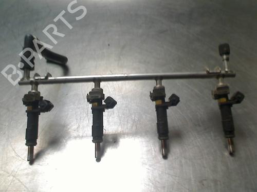 Used Injection rail Injection rail OPEL VECTRA C GTS (Z02) 1.8 (F68) (140 hp) 34685846 34685846