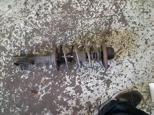Used Left front shock absorber Left front shock absorber FIAT PUNTO (176_) 55 1.1 (54 hp) 34657755 34657755