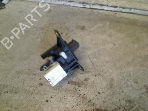 Bagklap lås Bagklap lås RENAULT CLIO II (BB_, CB_) 1.6 16V (BB01, BB0H, BB0T, BB14, BB1D, BB1R, BB2KL, BB3G... (107 hp) 34671272 34671272