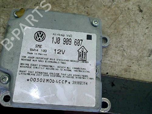 Used ECU airbags ECU airbags VW PASSAT B5 Variant (3B5) 1.9 TDI (110 hp) 34654662 34654662