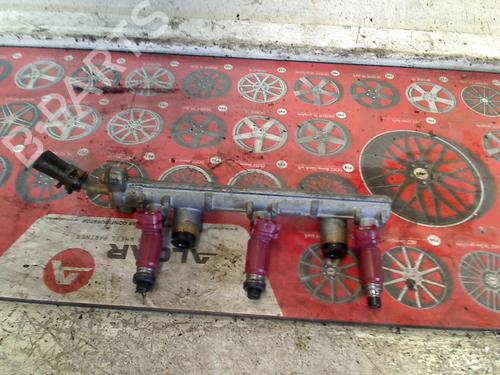 Used Injection rail Injection rail DAIHATSU SIRION (M1) 1.0 i (M100) (56 hp) 34661220 34661220