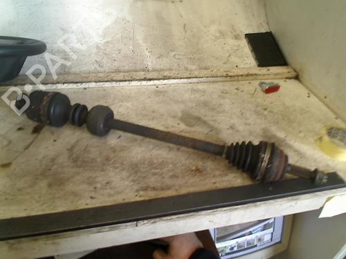 Used Right front driveshaft Right front driveshaft RENAULT TWINGO I (C06_) 1.2 (C066, C068) (58 hp) 34657651 34657651