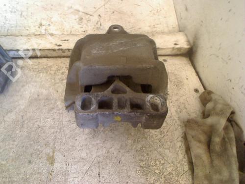 Used Engine mount Engine mount VW GOLF IV (1J1) 1.8 (125 hp) 34672436 34672436