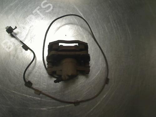 Used Left rear brake caliper Left rear brake caliper MERCEDES-BENZ VITO / MIXTO Van (W639) 109 CDI (639.601, 639.603, 639.605) (88 hp) 34686231 34686231
