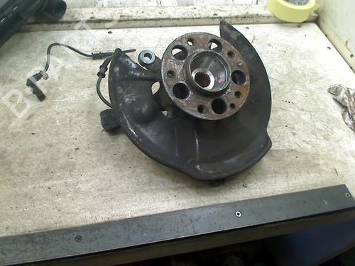 Used Left front steering knuckle Left front steering knuckle MERCEDES-BENZ A-CLASS (W168) A 190 (168.032, 168.132) (125 hp) 34657782 34657782