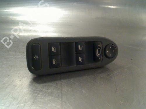 Used Switch Switch CITROËN C5 I Break (DE_) 1.8 16V (DE6FZB, DE6FZE) (115 hp) 34682863 34682863