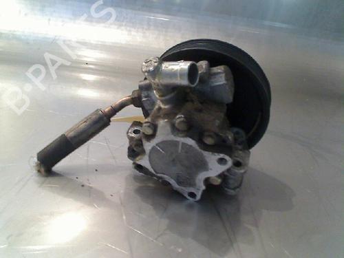 Used Steering pump Steering pump MERCEDES-BENZ C-CLASS (W203) C 220 CDI (203.006, 203.008) (143 hp) 34676514 34676514