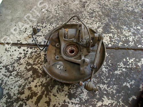 Used Right rear steering knuckle Right rear steering knuckle MERCEDES-BENZ E-CLASS (W210) E 200 Kompressor (210.048) (163 hp) 34660239 34660239