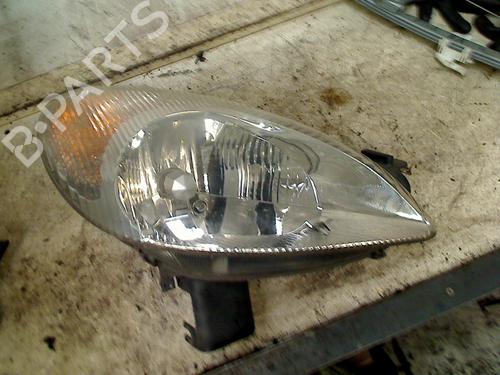 Used Right headlight Right headlight CITROËN XSARA PICASSO (N68) 1.8 16V (115 hp) 34658090 34658090
