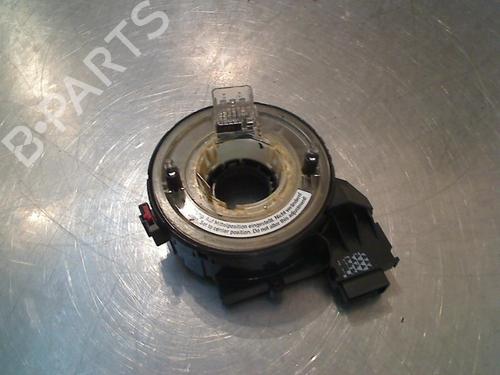 squib-airbag-vw-touran-1t1-1t2-2003-2004-2005-2006-2007-2008-2009-2010-2011-34679697 main image