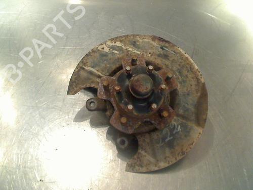 Used Right front steering knuckle Right front steering knuckle SUZUKI GRAND VITARA I (FT, HT) 2.5 V6 24V 4x4 (TD62, SQ625) (144 hp) 34681560 34681560