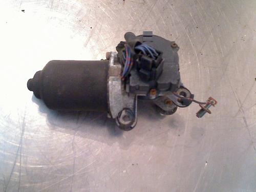 Used Front wiper motor Front wiper motor TOYOTA STARLET (_P8_) 1.3 12V Cat (EP81) (75 hp) 34680930 34680930
