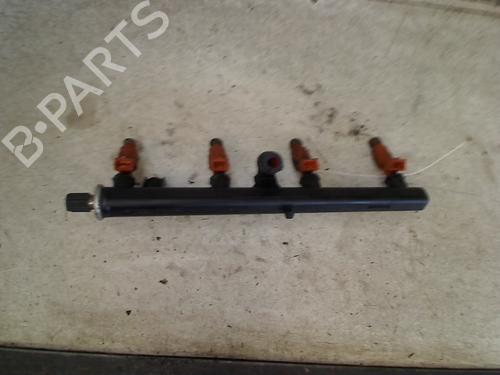 Used Injection rail Injection rail ALFA ROMEO 147 (937_) 1.6 16V T.SPARK ECO (937.AXA1A, 937.BXA1A) (105 hp) 34659325 34659325