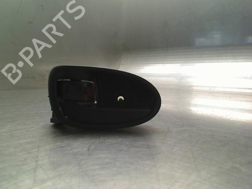 Used Interior handle Interior handle TOYOTA YARIS (_P9_) 1.4 D-4D (NLP90_, NLP90R) (90 hp) 34686807 34686807