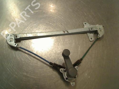 Elevalunas trasero derecho Elevalunas trasero derecho OPEL AGILA A (H00) 1.2 16V (F68) (75 hp) 34680239 34680239