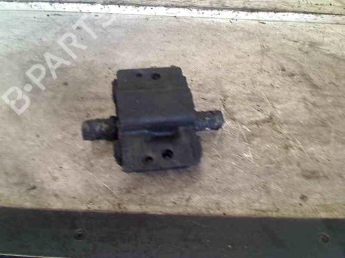 engine-mount-mercedes-benz-c-class-w202-1993-1994-1995-1996-1997-1998-1999-2000-34656010 main image