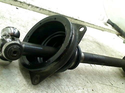 Used Left front driveshaft Left front driveshaft MITSUBISHI CARISMA (DA_) 1.6 (DA1A) (99 hp) 34653775 34653775