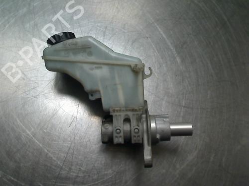 brake-master-cylinder-opel-corsa-d-s07-2006-2007-2008-2009-2010-2011-2012-2013-2014-2015-34686426 main image