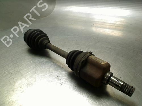 Drivaksel fortil venstre Drivaksel fortil venstre VOLVO V70 II (285) 2.4 (140 hp) 34690441 34690441