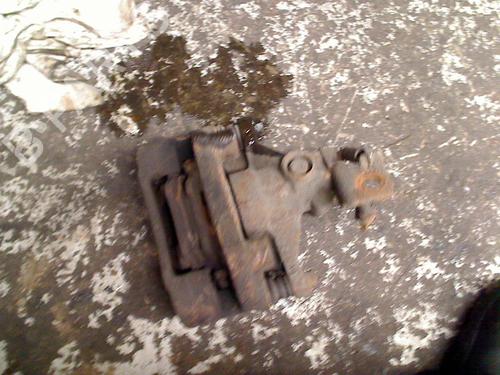 Used Right rear brake caliper Right rear brake caliper FORD MONDEO III (B5Y) 2.0 16V DI / TDDi / TDCi (90 hp) 34664200 34664200