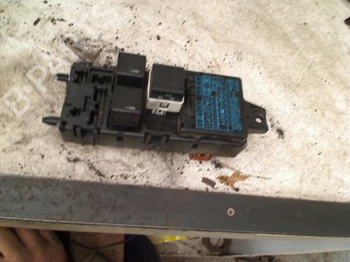 fuse-box-mitsubishi-space-star-mpv-dg_a-1998-1999-2000-2001-2002-2003-2004-34658261 main image