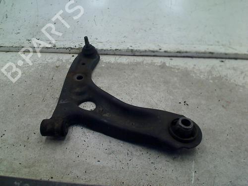 Used Right front suspension arm Right front suspension arm TOYOTA AYGO (_B1_) 1.0 (KGB10_, KGB10R) (68 hp) 34666696 34666696