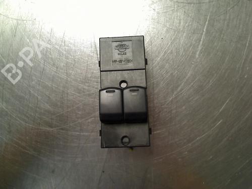 Comutador Comutador NISSAN MICRA III (K12) 1.2 16V (65 hp) 34688524 34688524