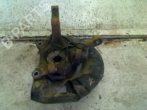 Used Right front steering knuckle Right front steering knuckle HYUNDAI SANTA FÉ I (SM) 2.4 16V 4x4 (146 hp) 34675652 34675652