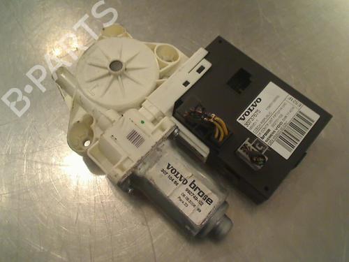 Used Electronic module Electronic module VOLVO V50 (545) 2.4 (140 hp) 34682526 34682526