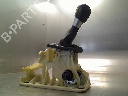 Gearknop Gearknop VOLVO XC60 I SUV (156) 2.4 D (175 hp) 34688138 34688138