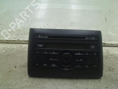 Used Radio Radio FIAT STILO (192_) 1.6 16V (192_XB1A) (103 hp) 34666477 34666477