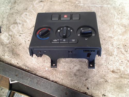 Used Climate control Climate control OPEL ZAFIRA A MPV (T98) 2.0 DI 16V (F75) (82 hp) 34656921 34656921