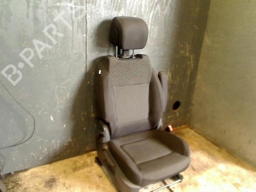 Used Right front seat Right front seat PEUGEOT 5008 (0U_, 0E_) 1.6 16V (156 hp) 34683784 34683784