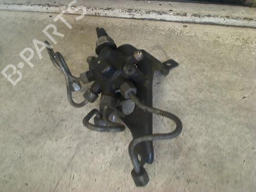 Used Injection rail Injection rail FORD TRANSIT CONNECT (P65_, P70_, P80_) 1.8 TDCi (90 hp) 34669085 34669085