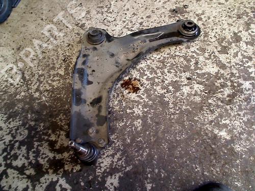 Used Left front suspension arm Left front suspension arm RENAULT LAGUNA II Grandtour (KG0/1_) 2.2 dCi (KG0F) (150 hp) 34661929 34661929