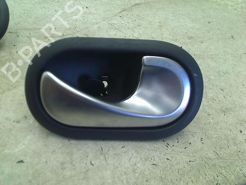 Used Front right interior door handle Front right interior door handle RENAULT GRAND SCÉNIC II (JM0/1_) 2.0 (135 hp) 34668108 34668108