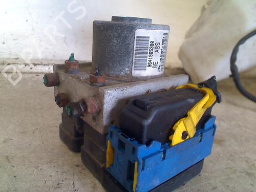 Used ABS pump ABS pump CITROËN C3 I (FC_, FN_) 1.4 i (73 hp) 34668459 34668459