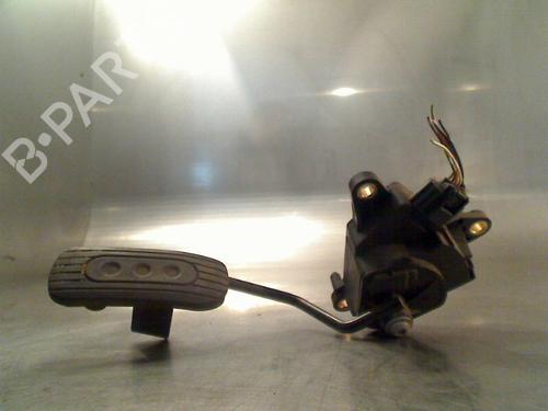 Pedal Pedal NISSAN MICRA III (K12) 1.2 16V (80 hp) 34683233 34683233