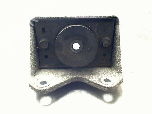 Used Engine mount Engine mount RENAULT MASTER II Van (FD) 2.2 dCI 90 (FD0G, FD0N, FD2G, FD2N, FD3G, FD3N) (90 hp) 34690427 34690427