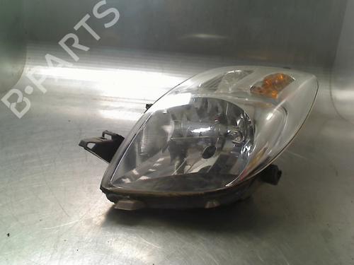 Used Left headlight Left headlight TOYOTA YARIS (_P9_) 1.4 D-4D (NLP90_, NLP90R) (90 hp) 34686778 34686778