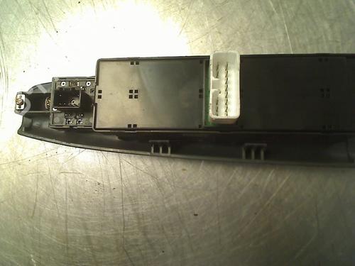 Switch KIA CERATO I Hatchback (LD) 2.0 | BP40266609I30 - Image 4