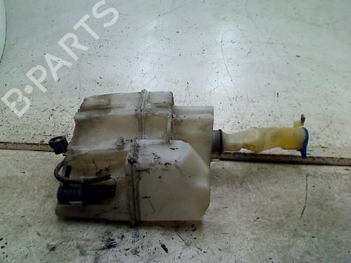 Used Windscreen washer tank Windscreen washer tank VOLVO S60 I (384) 2.4 D (130 hp) 34673432 34673432