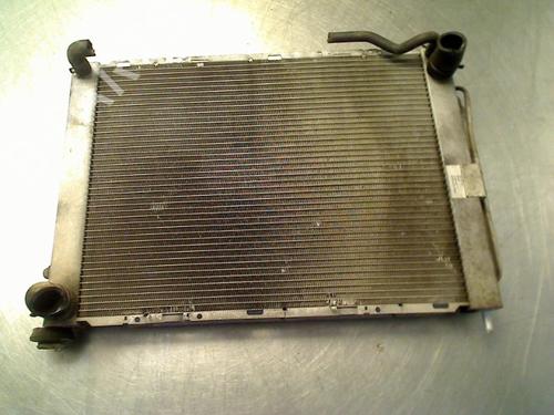 Used Water radiator Water radiator RENAULT CLIO III (BR0/1, CR0/1) 1.2 16V (BR02, BR0J, BR11, CR02, CR0J, CR11) (75 hp) 40527669 40527669