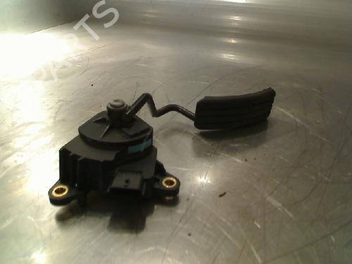 Used Pedal Pedal RENAULT CLIO III (BR0/1, CR0/1) 1.6 16V (BR05, BR0B, BR0Y, BR15, BR1J, BR1M, BR1Y, CR0B,... (112 hp) 34676921 34676921