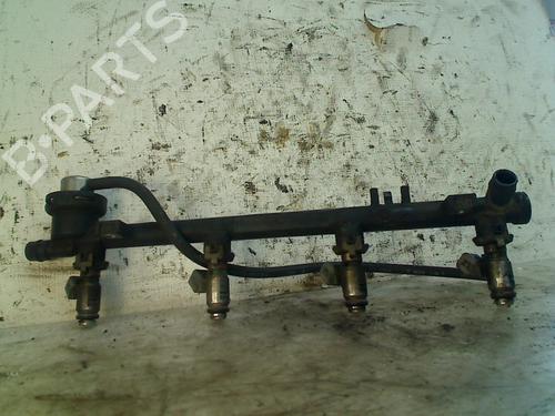 Used Injection rail Injection rail 34650354 34650354