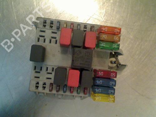 Used Fuse box Fuse box FIAT PUNTO (188_) 1.4 (95 hp) 34683962 34683962