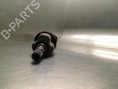 Used Right front driveshaft Right front driveshaft TOYOTA YARIS VERSO (_P2_) 1.3 (NCP20_, NCP22_, NCP20R, NCP22R) (86 hp) 34689939 34689939